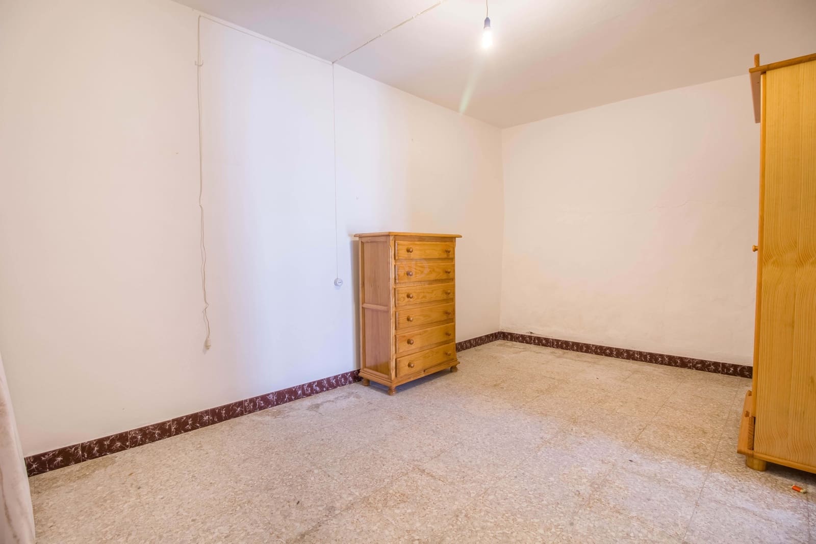 3 soveværelse Byhus til salg i Huelva by - € 52.000 (Ref: 9989244)