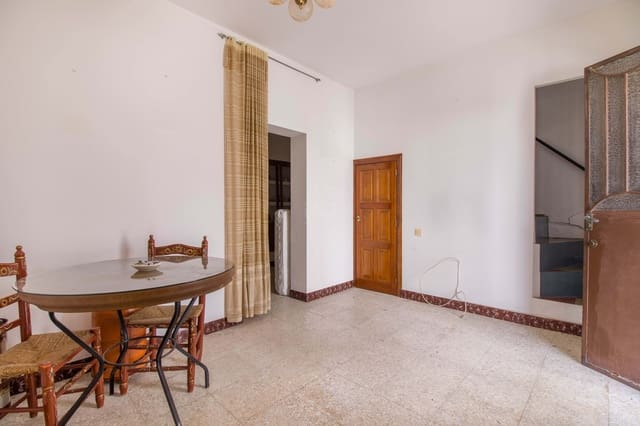 3 soveværelse Byhus til salg i Huelva by - € 52.000 (Ref: 9989244)