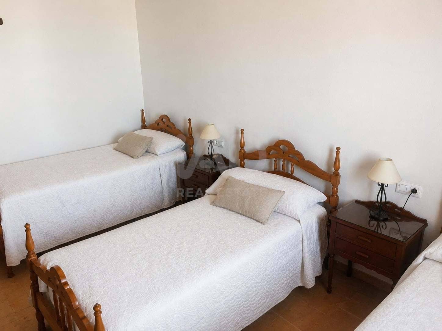 8 makuuhuone Maalaistalo myytävänä paikassa Huelva kaupunki - 595 000 € (Ref: 9989246)