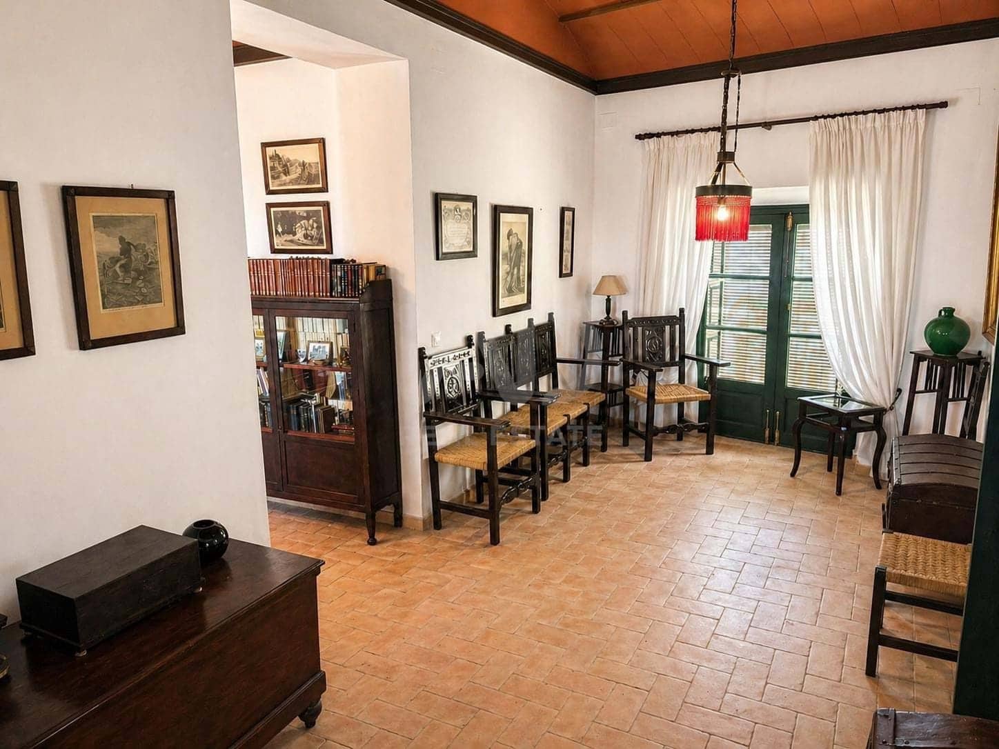 8 makuuhuone Maalaistalo myytävänä paikassa Huelva kaupunki - 595 000 € (Ref: 9989246)