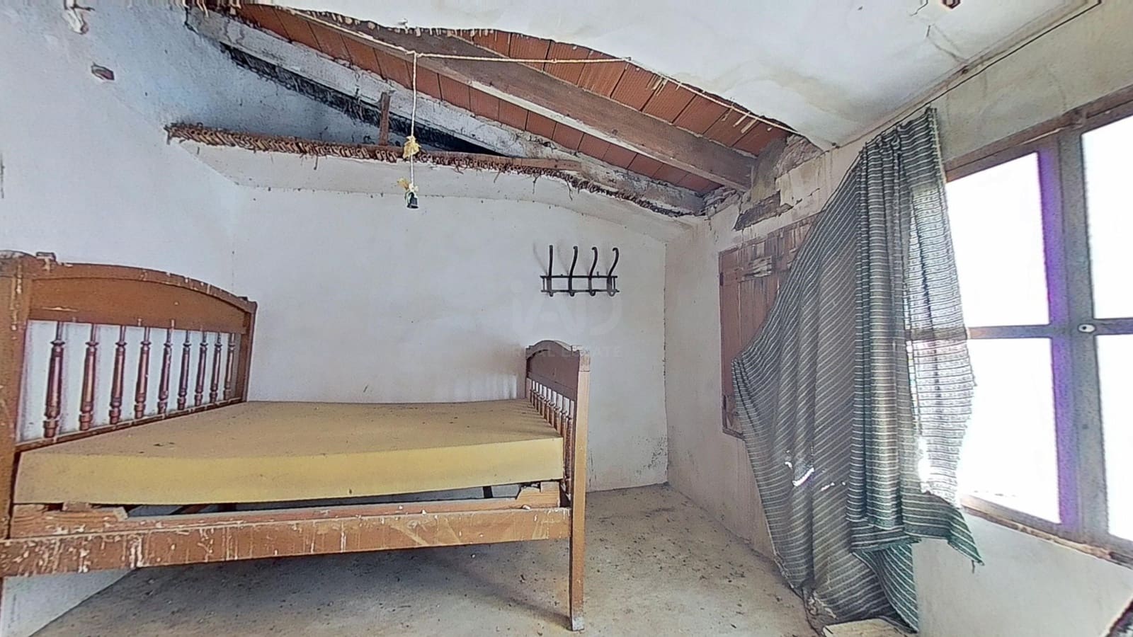 5 sypialnia Dom na sprzedaż w Eslida - 79 000 € (Ref: 9989247)