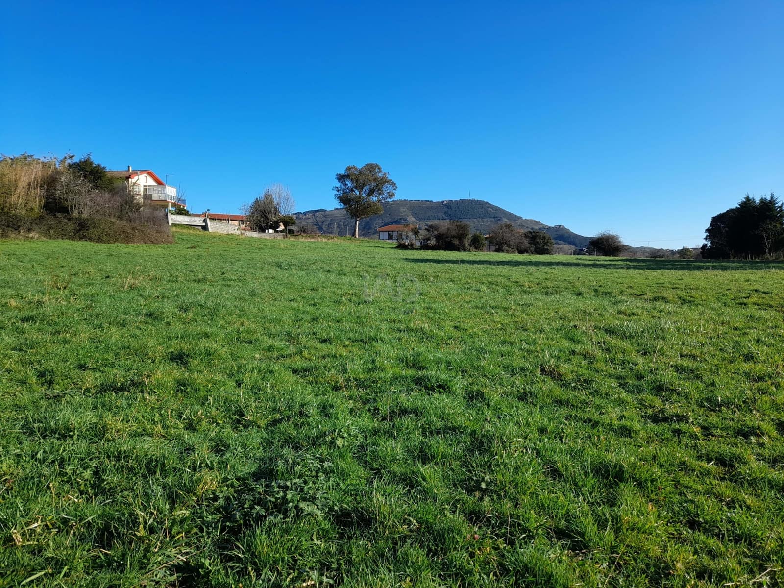 Grunde uden byggetilladelser til salg i Abanto y Ciervana / Abanto Zierbena - € 110.000 (Ref: 9989250)