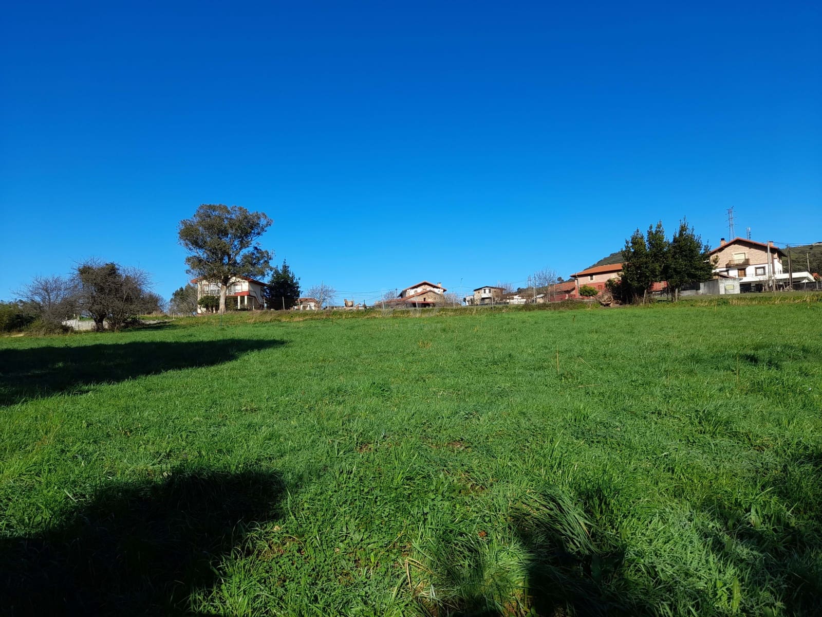 Grunde uden byggetilladelser til salg i Abanto y Ciervana / Abanto Zierbena - € 110.000 (Ref: 9989250)