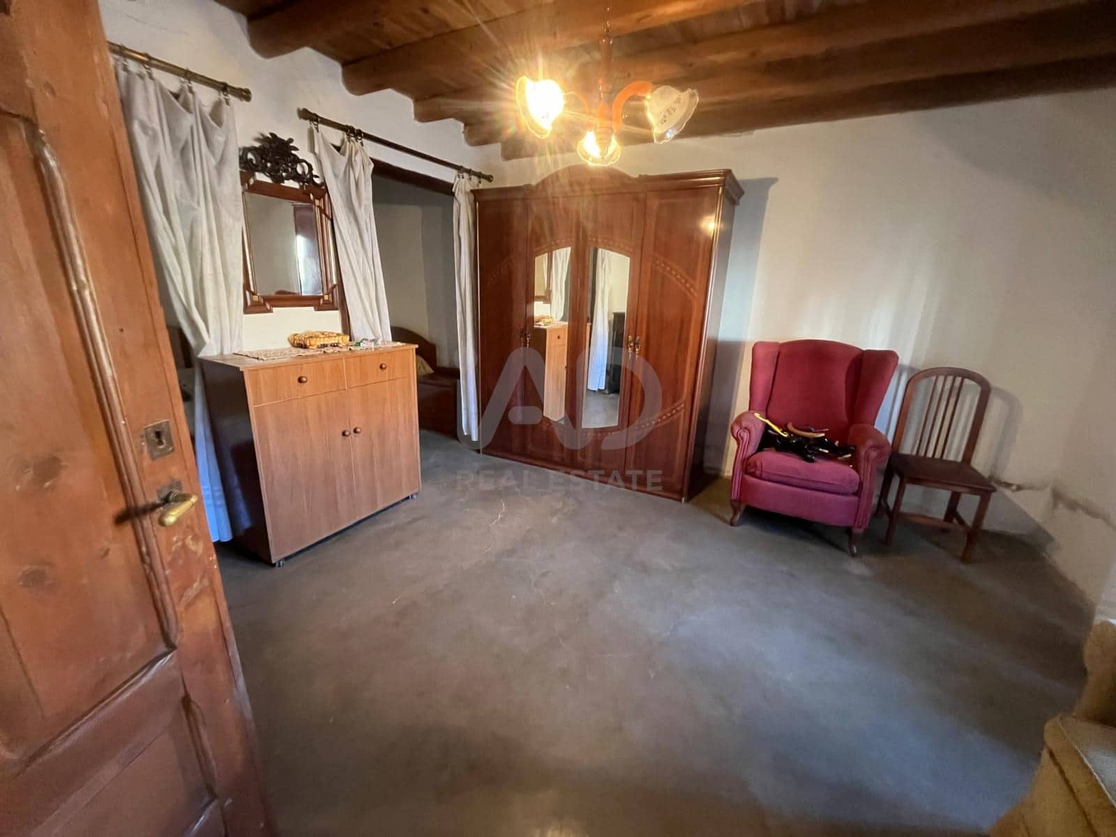 3 slaapkamer Huis te koop in Salamanca stad - € 35.000 (Ref: 9989251)