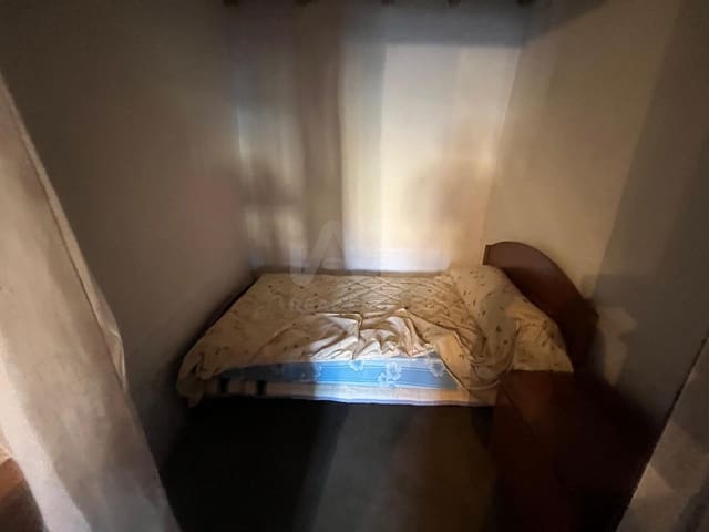 3 slaapkamer Huis te koop in Salamanca stad - € 35.000 (Ref: 9989251)