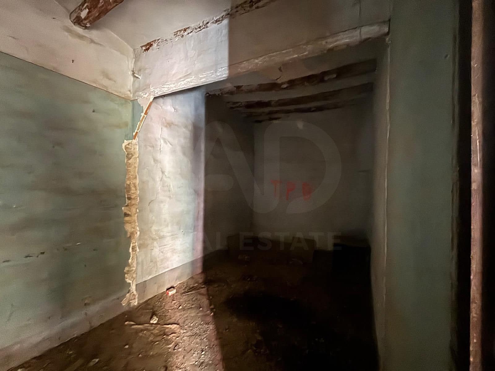 Huis te koop in Falset - € 59.000 (Ref: 9989253)
