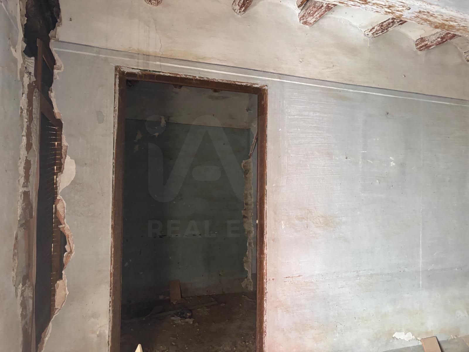 Huis te koop in Falset - € 59.000 (Ref: 9989253)