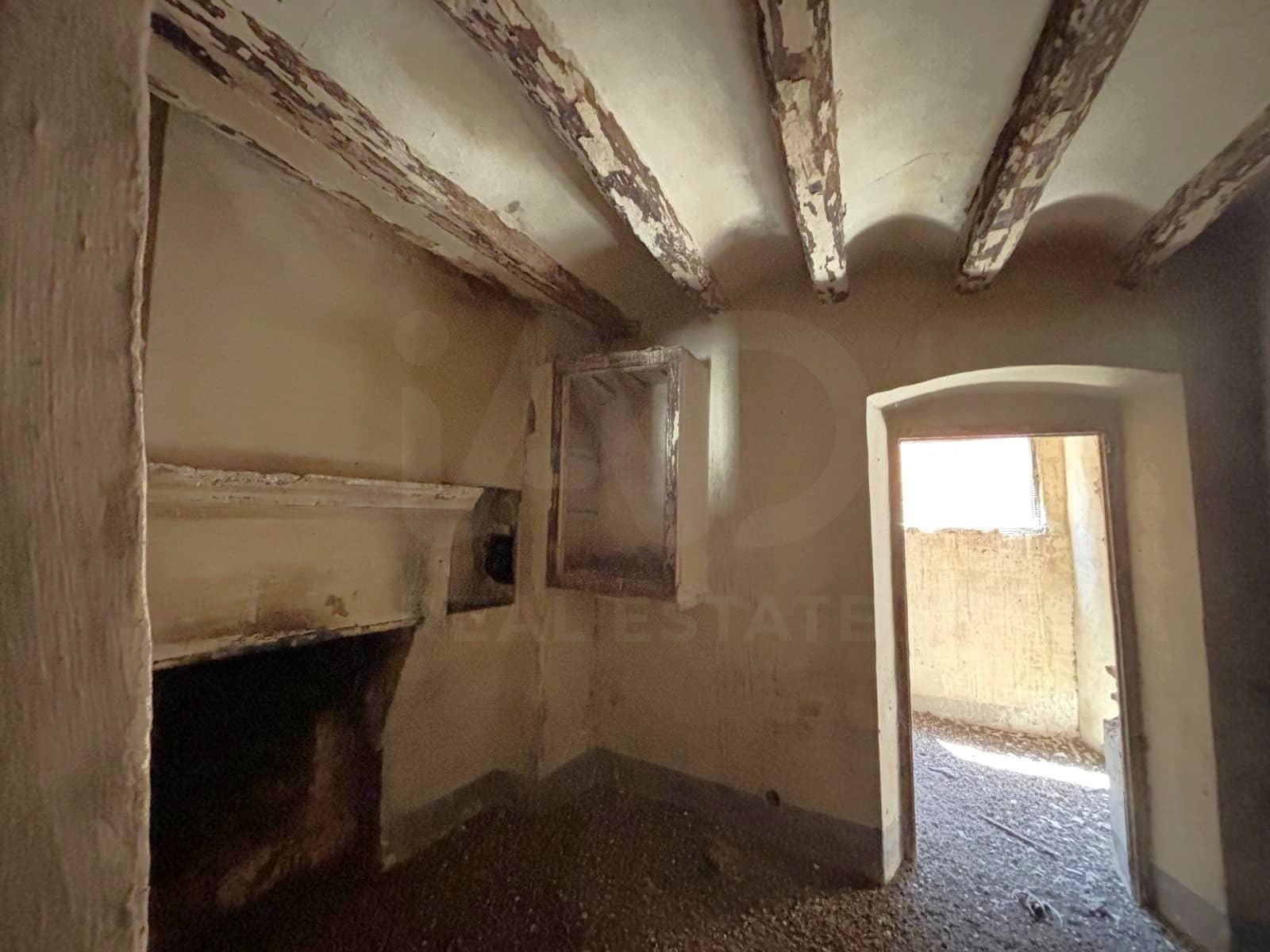 Huis te koop in Falset - € 59.000 (Ref: 9989253)