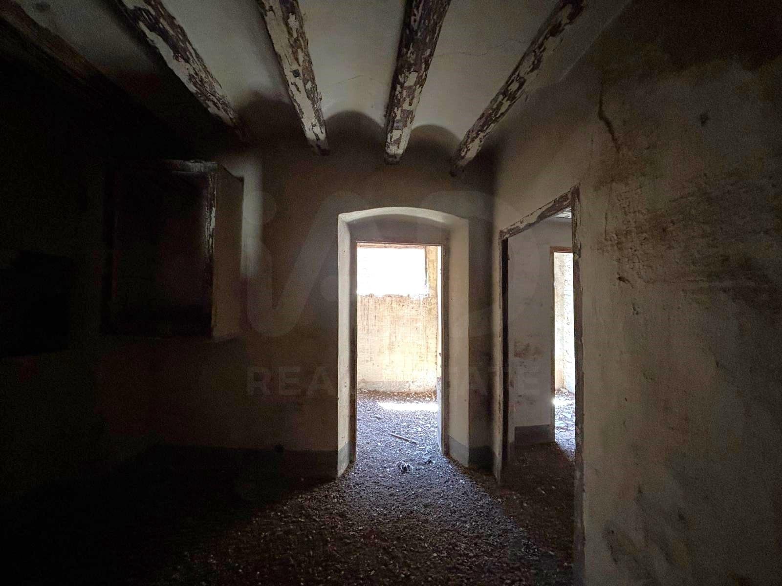 Huis te koop in Falset - € 59.000 (Ref: 9989253)