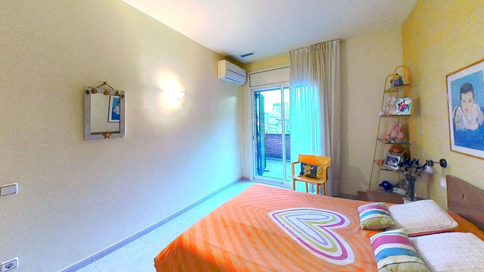 Chalet de 7 habitaciones en Calafell en venta con garaje - 775.000 € (Ref: 9989254)