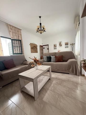 Byhus til salg i Sevilla by med garage - € 297.000 (Ref: 9989257)