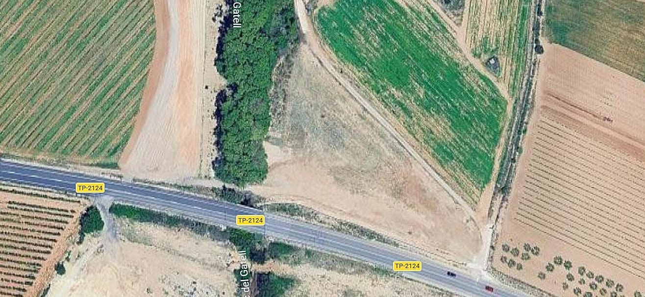 Mark till salu i Banyeres del Penedes - 18 500 € (Ref: 9989260)