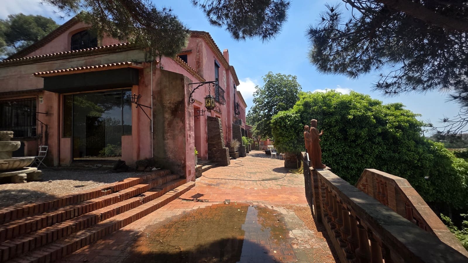 8 bedroom Finca/Country House for sale in Barcelona city with pool garage - € 3,500,000 (Ref: 9989263)