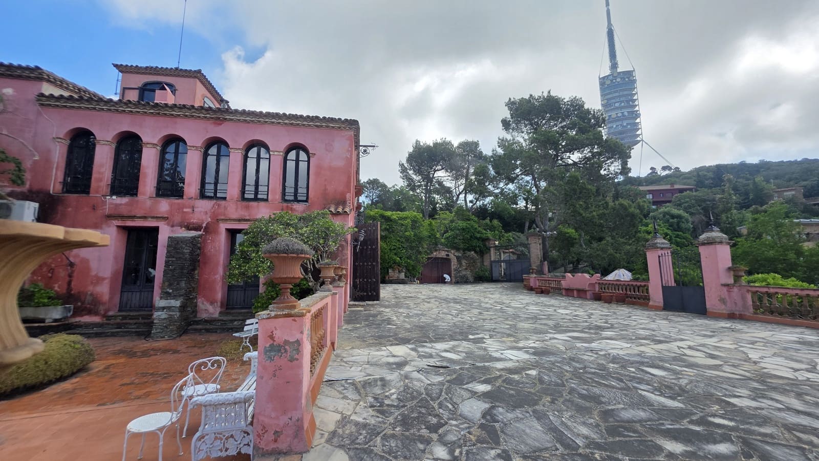 8 bedroom Finca/Country House for sale in Barcelona city with pool garage - € 3,500,000 (Ref: 9989263)