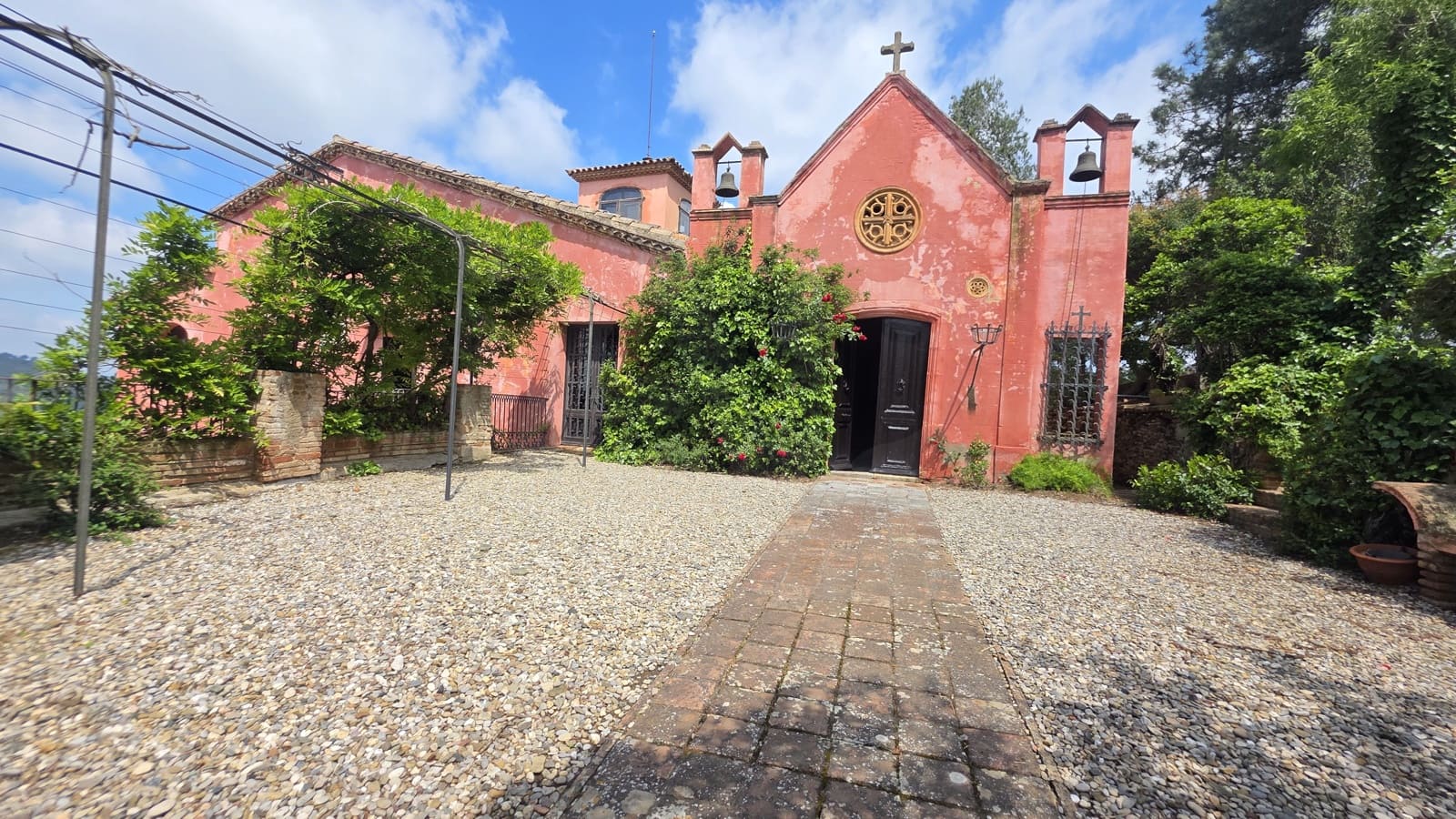 8 bedroom Finca/Country House for sale in Barcelona city with pool garage - € 3,500,000 (Ref: 9989263)