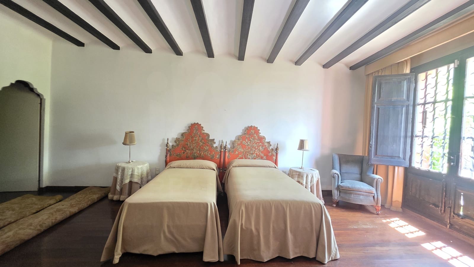 8 bedroom Finca/Country House for sale in Barcelona city with pool garage - € 3,500,000 (Ref: 9989263)