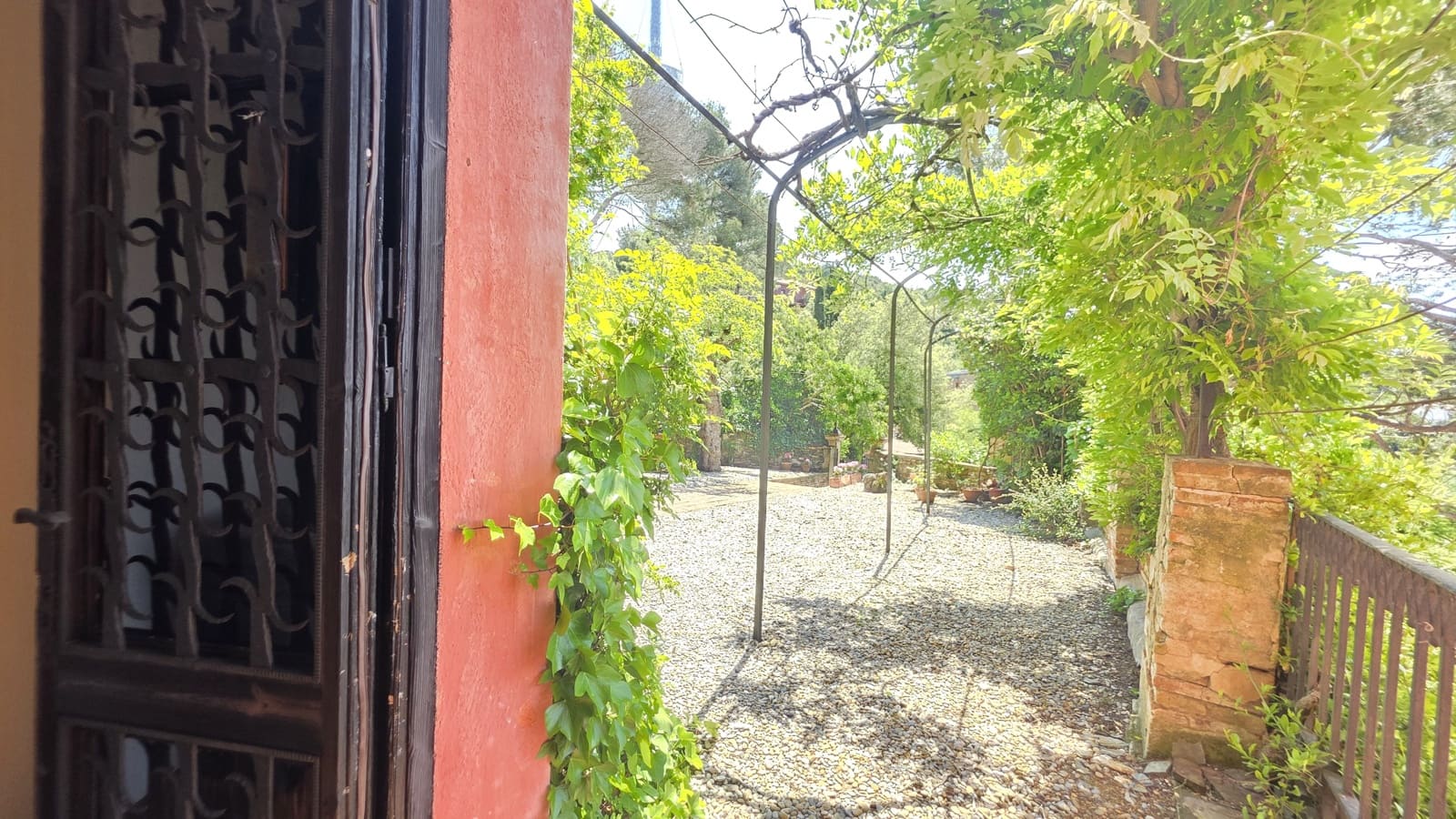8 bedroom Finca/Country House for sale in Barcelona city with pool garage - € 3,500,000 (Ref: 9989263)