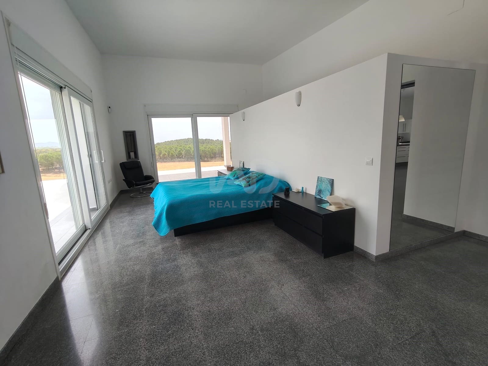 3 Zimmer Finca/Landgut zu verkaufen in Badajoz Stadt mit Pool Garage - 790.000 € (Ref: 9989264)
