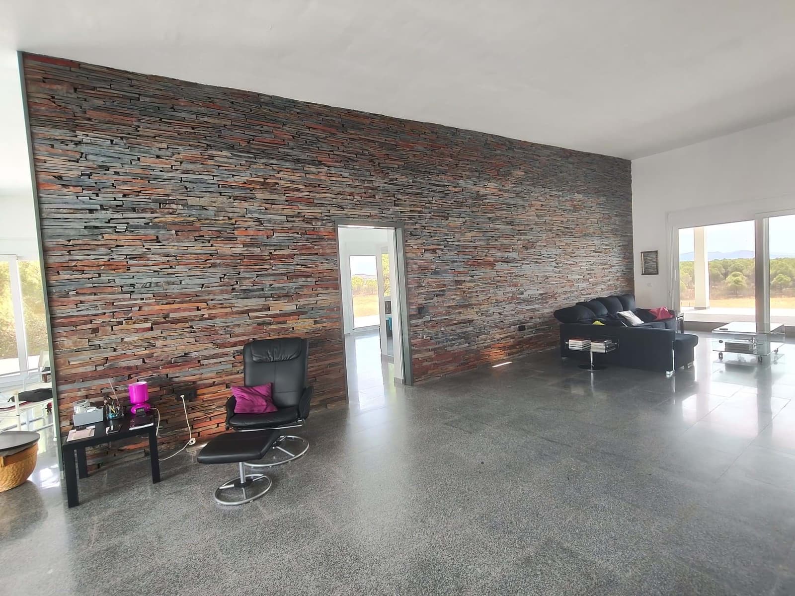 3 Zimmer Finca/Landgut zu verkaufen in Badajoz Stadt mit Pool Garage - 790.000 € (Ref: 9989264)
