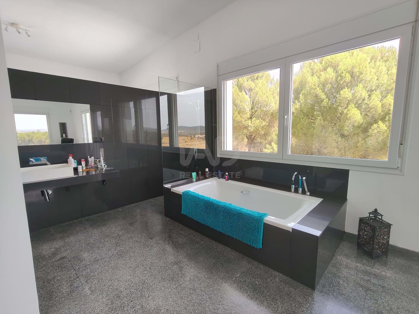 3 Zimmer Finca/Landgut zu verkaufen in Badajoz Stadt mit Pool Garage - 790.000 € (Ref: 9989264)