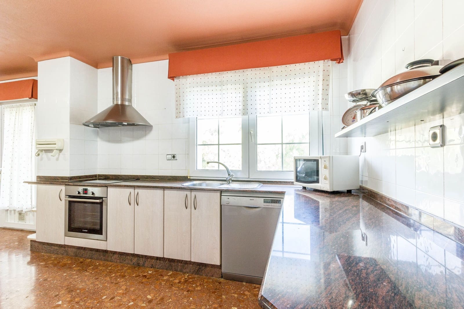 7 soverom Finca/Herregård til salgs i Yecla med svømmebasseng garasje - € 549 000 (Ref: 9989268)