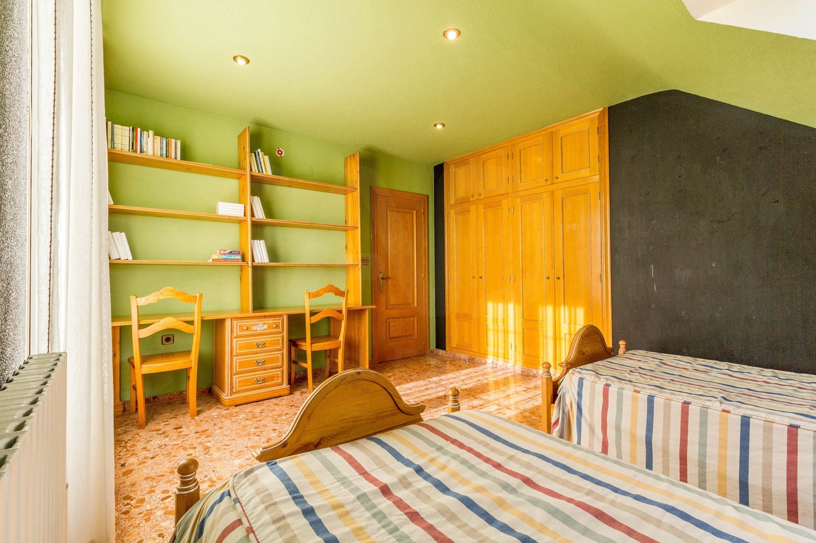 7 soverom Finca/Herregård til salgs i Yecla med svømmebasseng garasje - € 549 000 (Ref: 9989268)