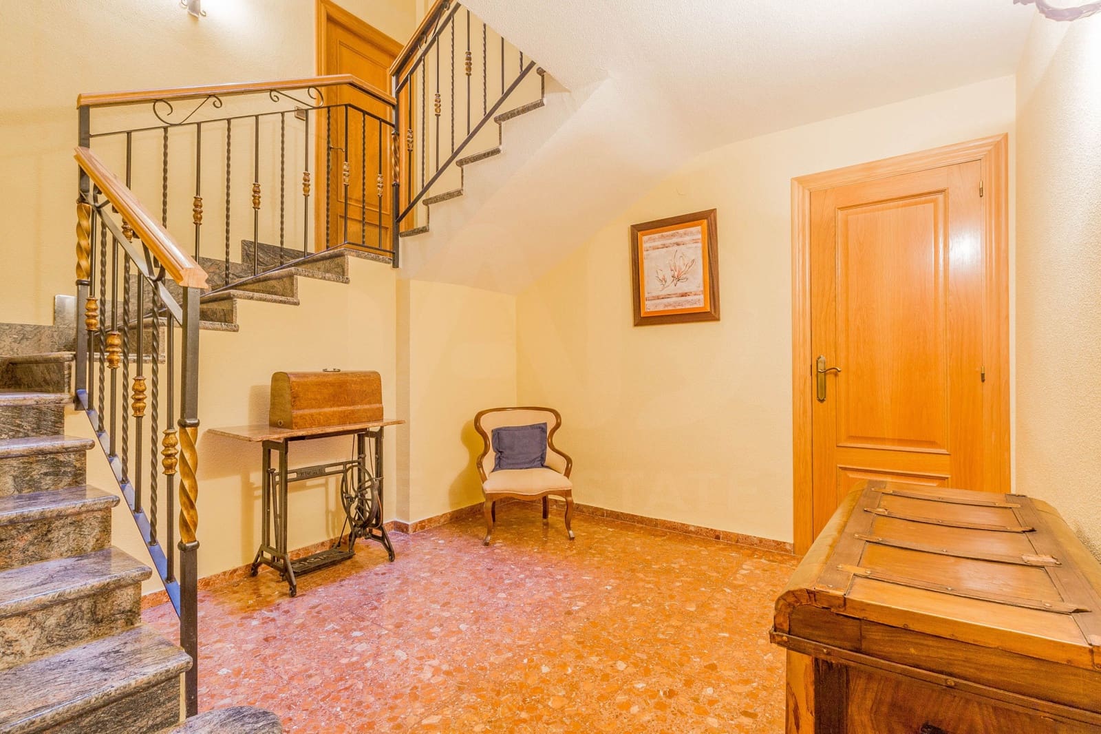 7 soverom Finca/Herregård til salgs i Yecla med svømmebasseng garasje - € 549 000 (Ref: 9989268)