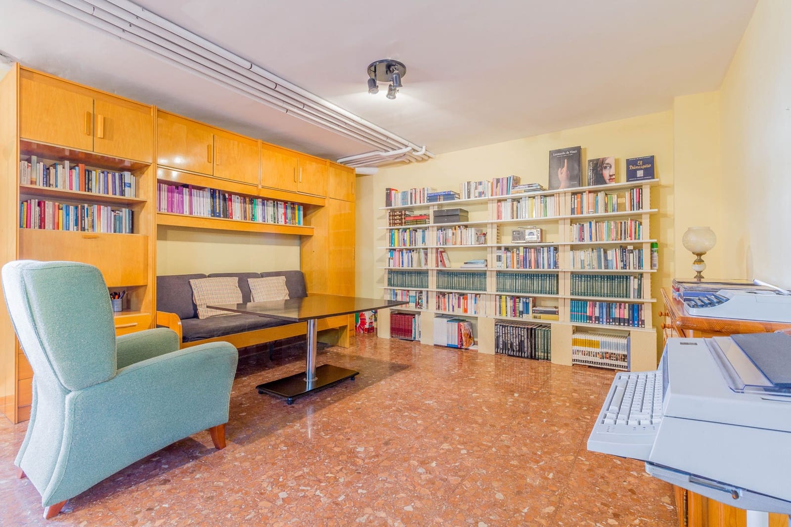 7 soverom Finca/Herregård til salgs i Yecla med svømmebasseng garasje - € 549 000 (Ref: 9989268)
