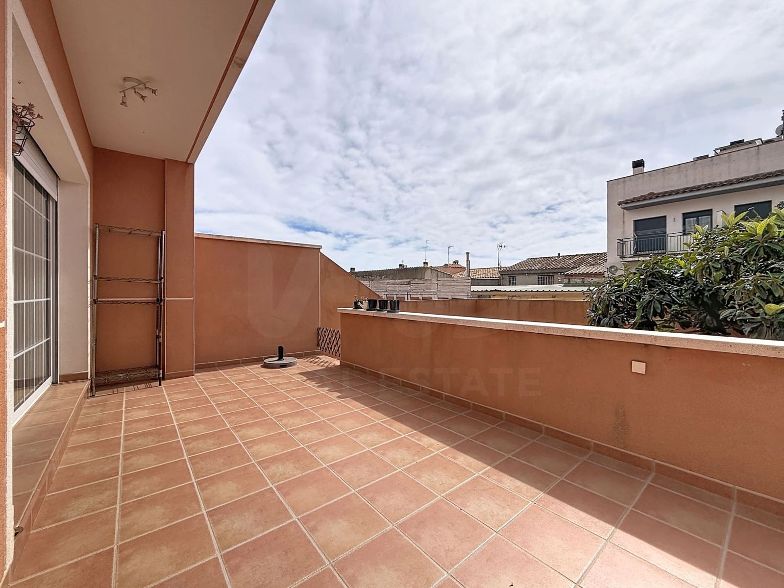 4 bedroom Terraced Villa for sale in Tarragona city - € 265,000 (Ref: 9989779)