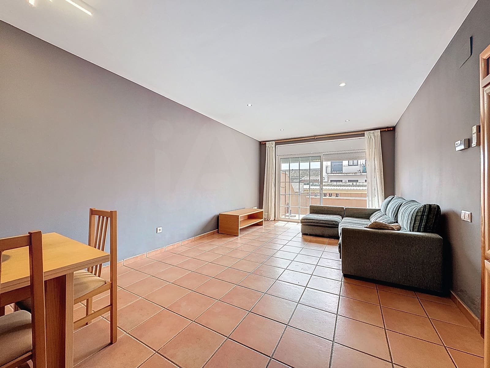 4 bedroom Terraced Villa for sale in Tarragona city - € 265,000 (Ref: 9989779)