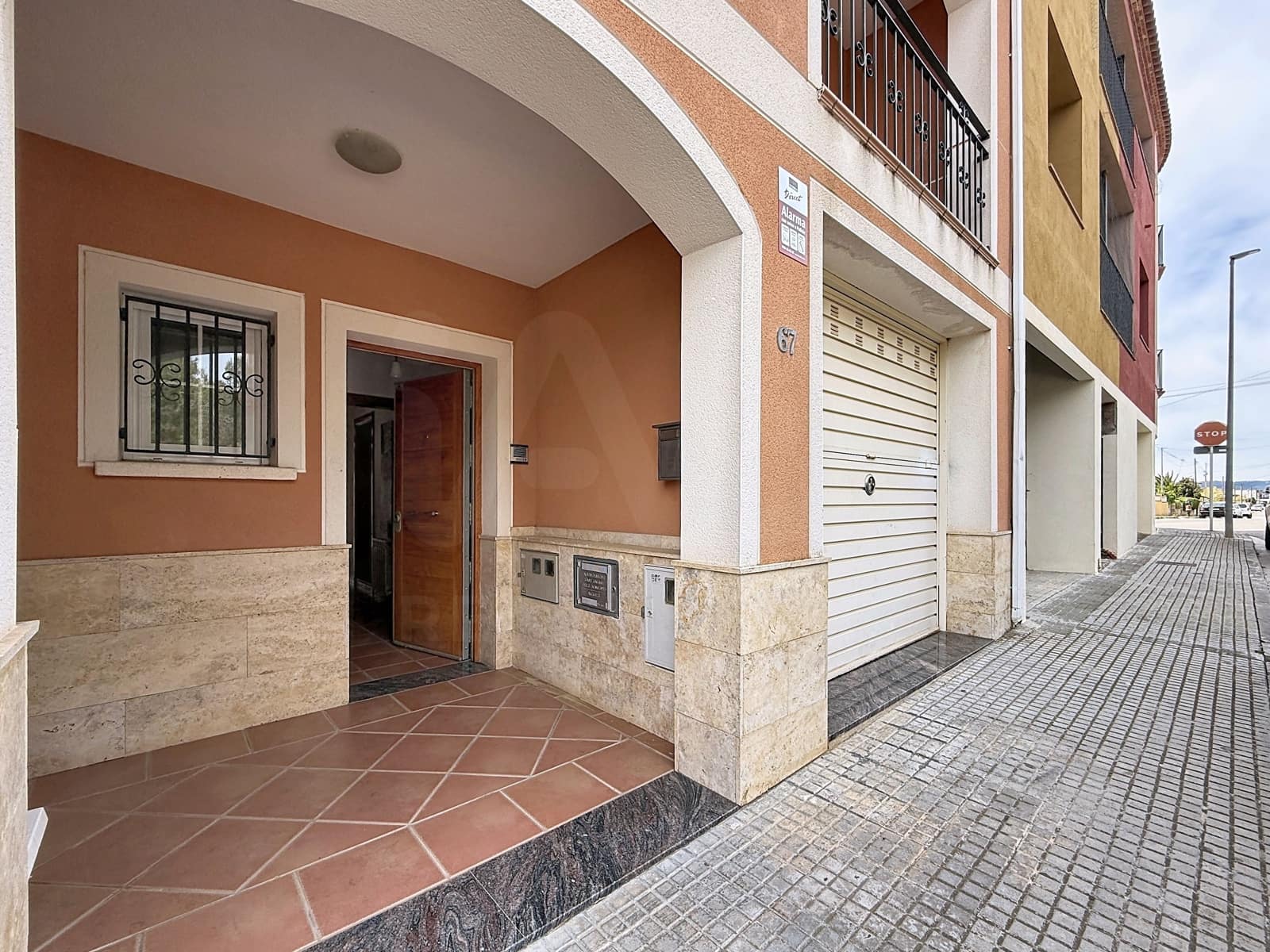 4 bedroom Terraced Villa for sale in Tarragona city - € 265,000 (Ref: 9989779)
