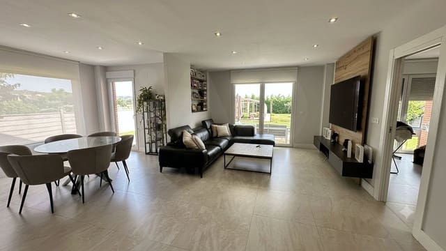 5 Zimmer Haus zu verkaufen in León Stadt mit Garage - 510.000 € (Ref: 9989781)