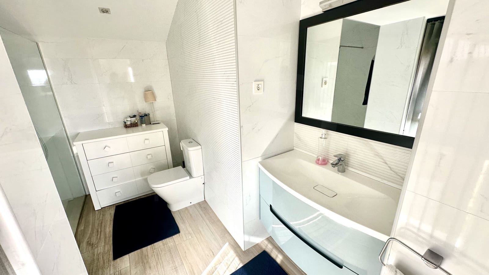 5 slaapkamer Huis te koop in Leon stad met garage - € 510.000 (Ref: 9989781)