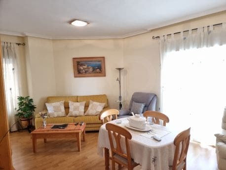 Apartamento de 4 habitaciones en Albatera en venta con piscina garaje - 135.000 € (Ref: 9989782)