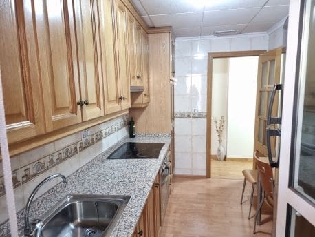 Apartamento de 4 habitaciones en Albatera en venta con piscina garaje - 135.000 € (Ref: 9989782)