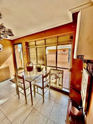 3 sypialnia Dom na sprzedaż w Miasto León - 99 000 € (Ref: 9989788)