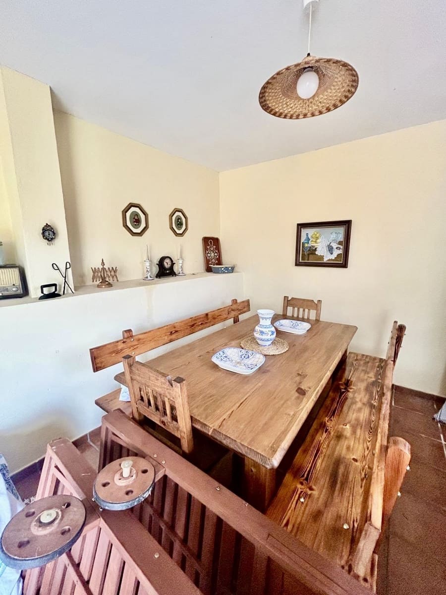 3 sypialnia Dom na sprzedaż w Miasto Leon - 99 000 € (Ref: 9989788)