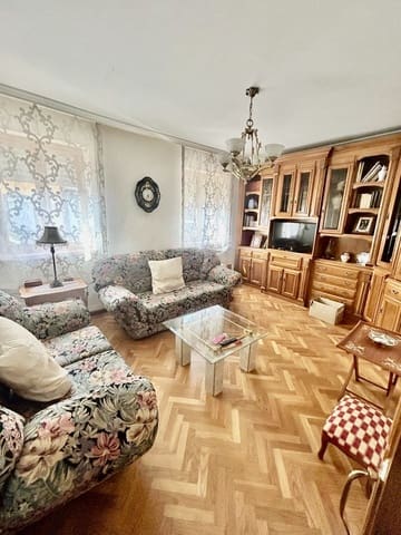 3 sypialnia Dom na sprzedaż w Miasto León - 99 000 € (Ref: 9989788)