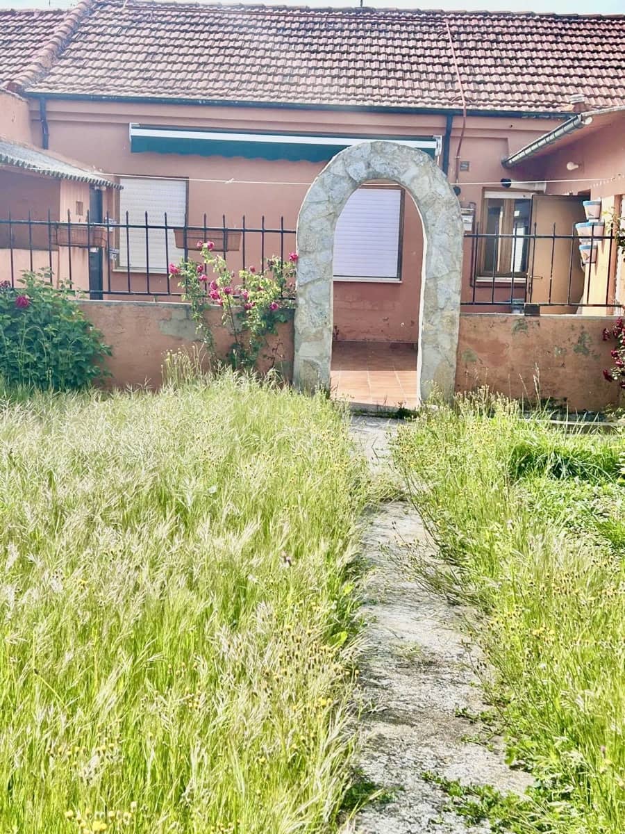 3 sypialnia Dom na sprzedaż w Miasto Leon - 99 000 € (Ref: 9989788)