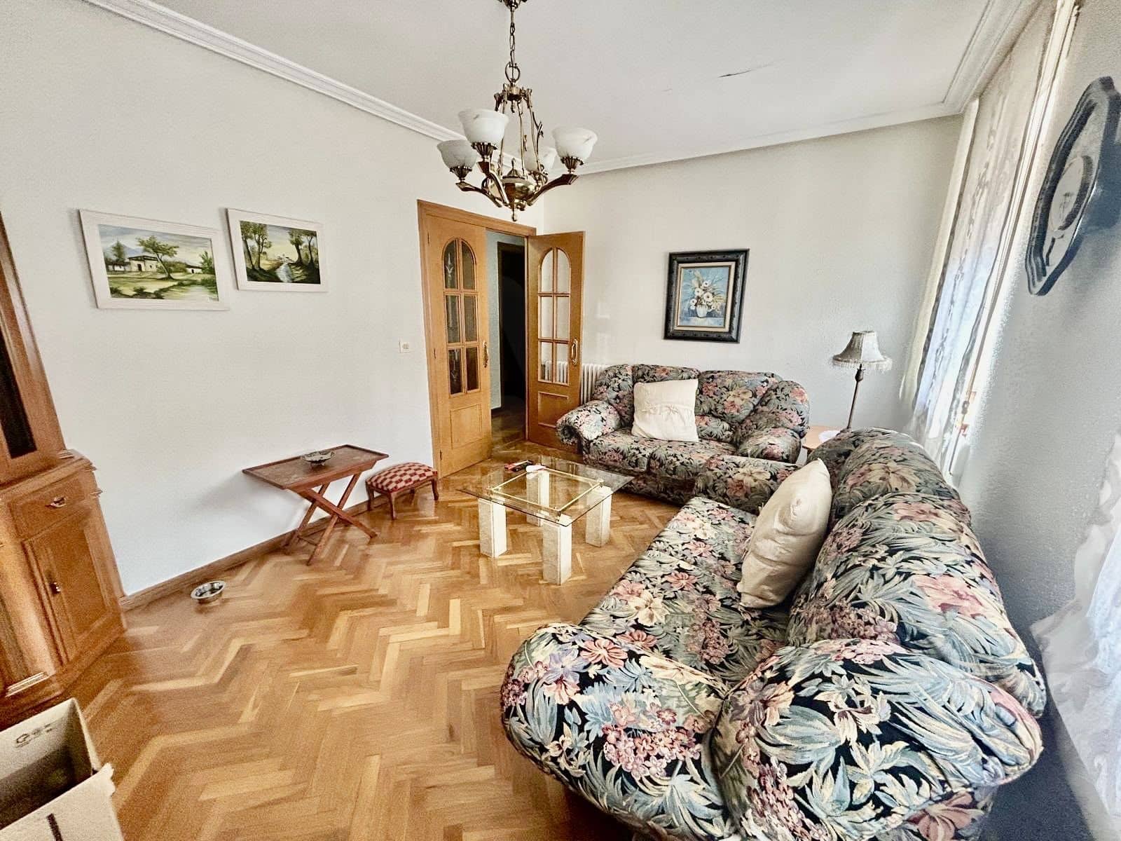 3 sypialnia Dom na sprzedaż w Miasto Leon - 99 000 € (Ref: 9989788)