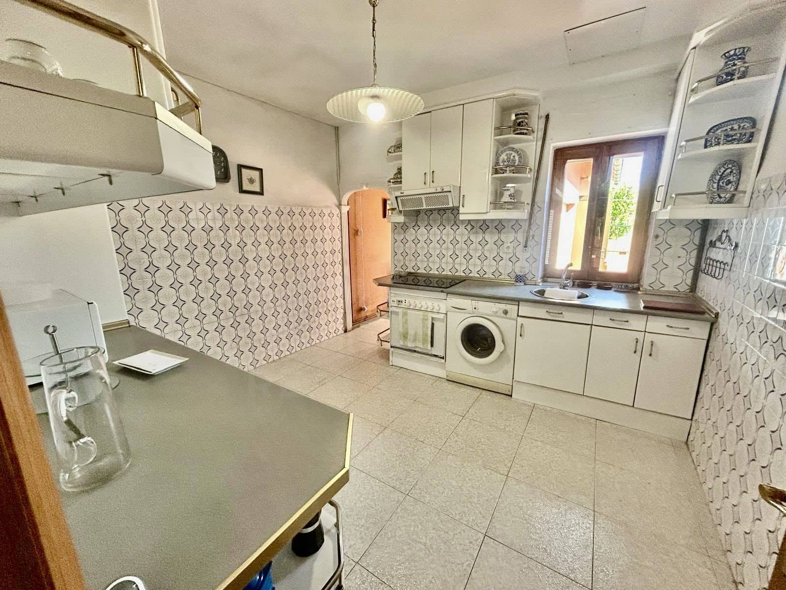 3 sypialnia Dom na sprzedaż w Miasto Leon - 99 000 € (Ref: 9989788)
