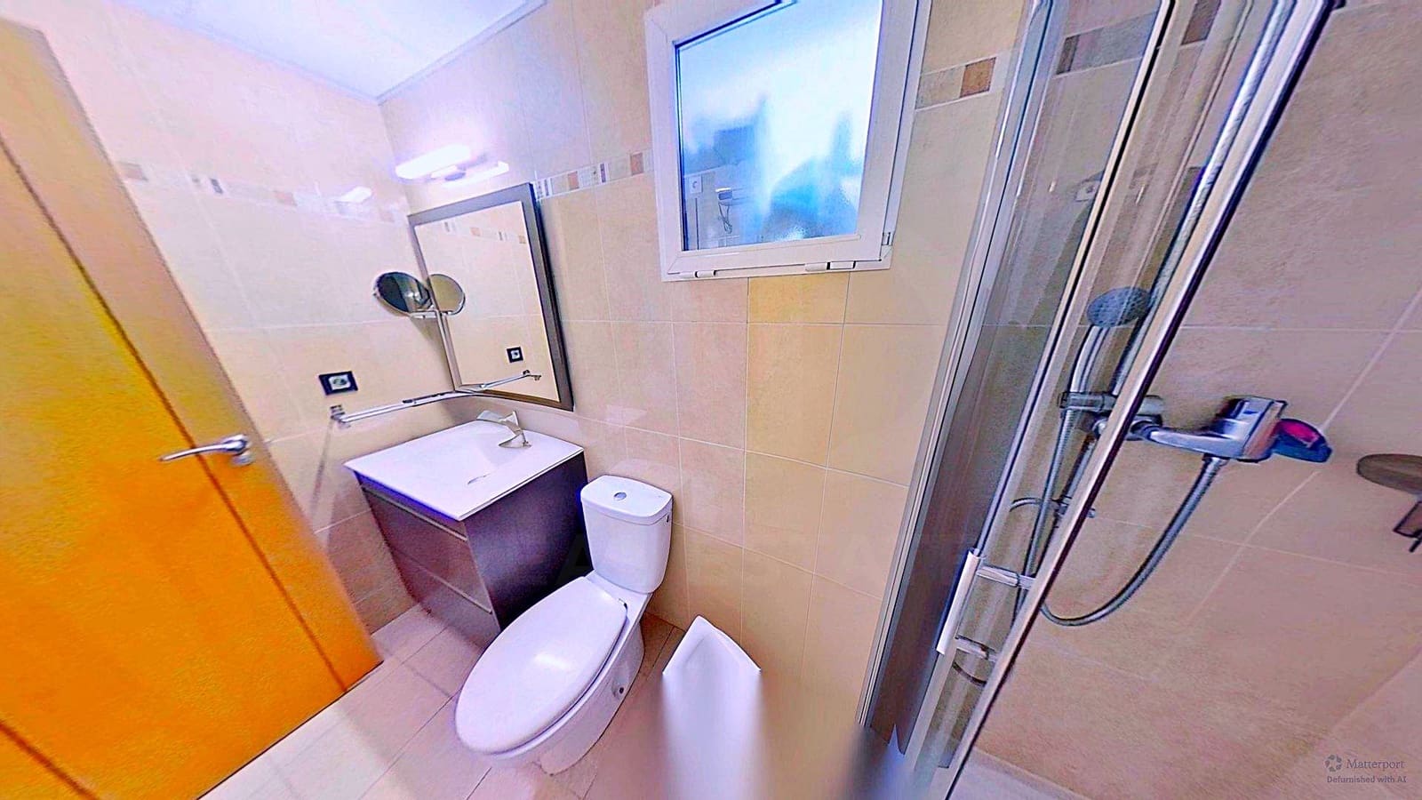 Apartamento de 3 habitaciones en Alicante / Alacant ciudad en venta - 164.000 € (Ref: 9989789)