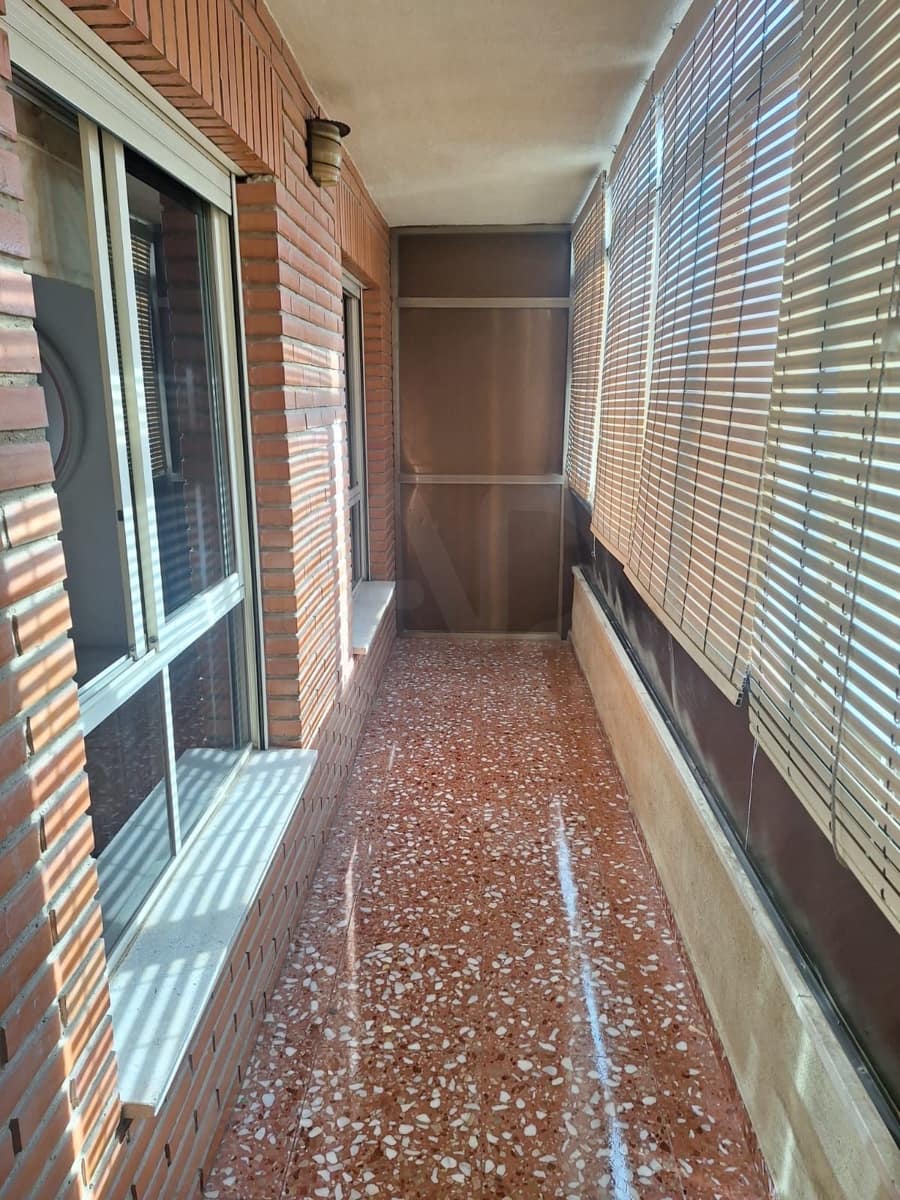 4 chambre Appartement à vendre à Alicante ville - 105 500 € (Ref: 9989790)