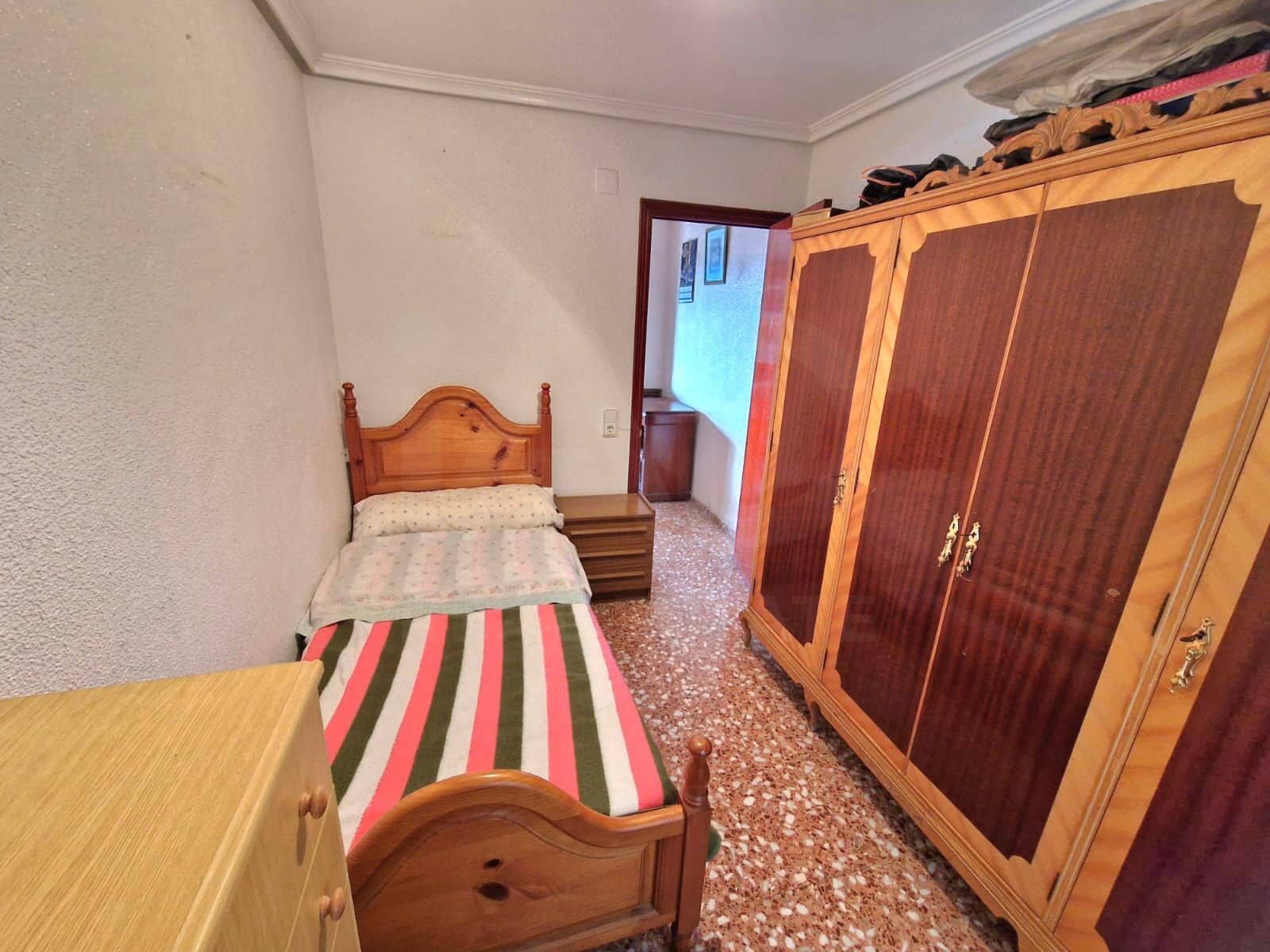 4 chambre Appartement à vendre à Alicante ville - 105 500 € (Ref: 9989790)