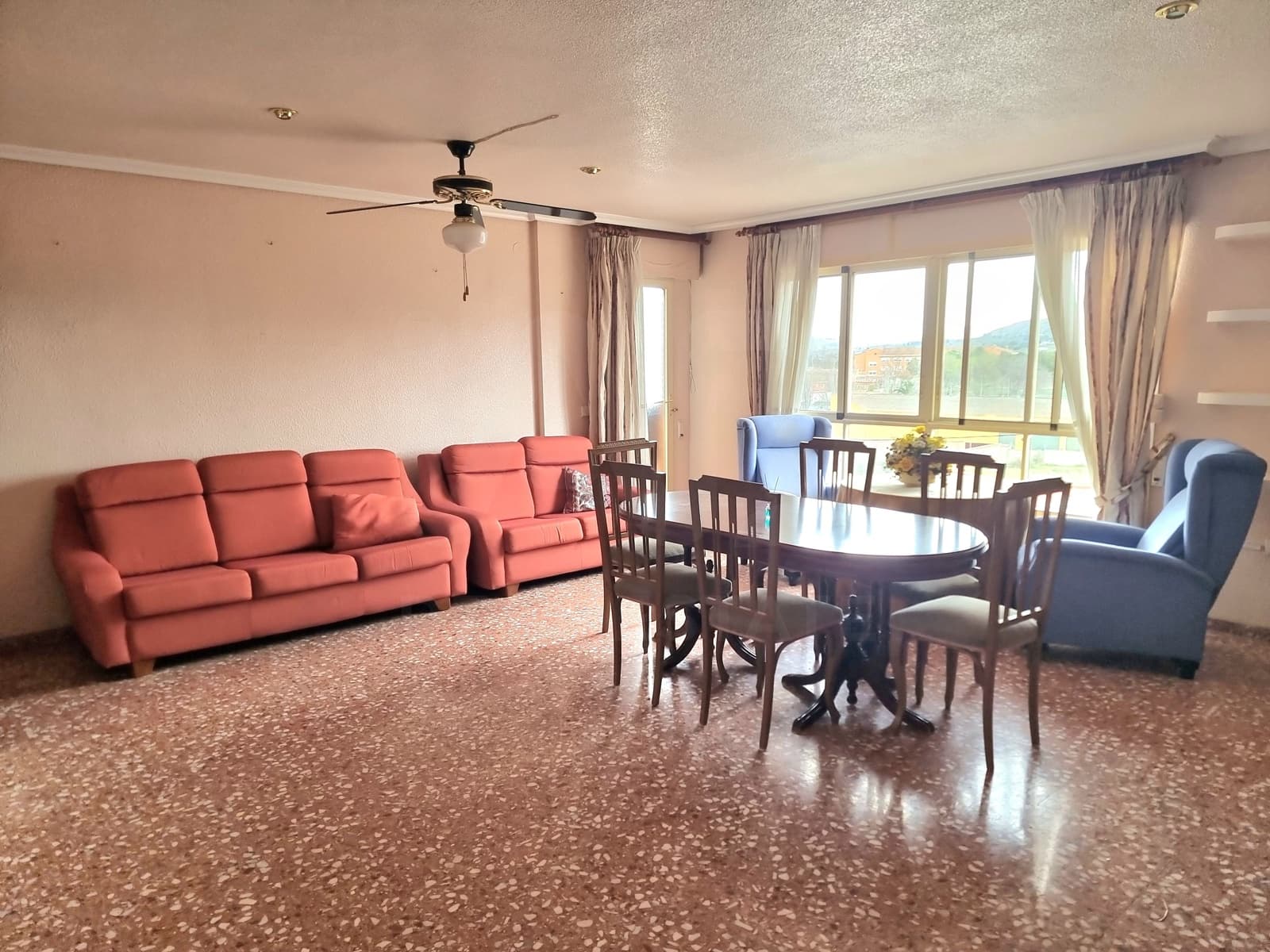 4 chambre Appartement à vendre à Alicante ville - 105 500 € (Ref: 9989790)