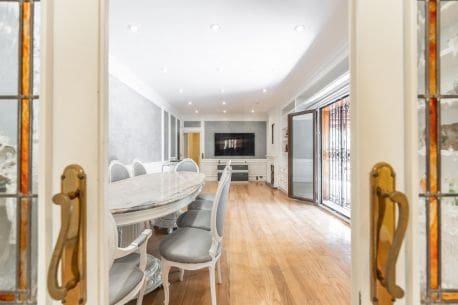 5 Zimmer Villa zu verkaufen in Puerta Bonita, Madrid Stadt mit Garage - 1.570.000 € (Ref: 9989791)