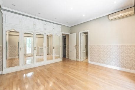 5 soverom Villa til salgs i Madrid by med garasje - € 1 570 000 (Ref: 9989791)