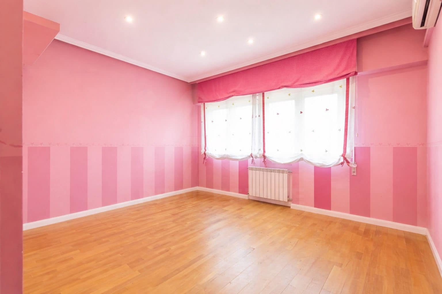 5 soverom Villa til salgs i Madrid by med garasje - € 1 570 000 (Ref: 9989791)