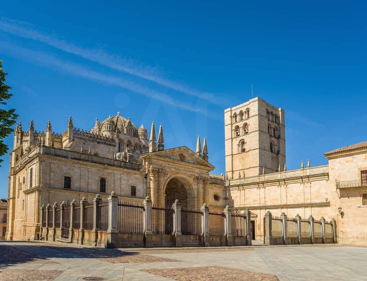 3 slaapkamer Huis te koop in Zamora stad met garage - € 28.840 (Ref: 9989793)