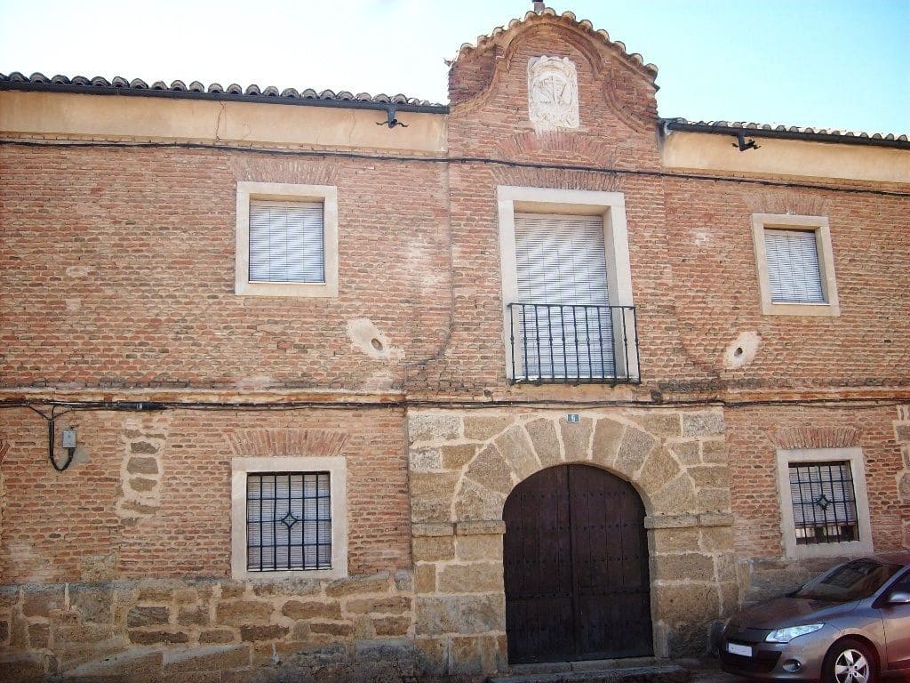 3 slaapkamer Huis te koop in Zamora stad met garage - € 28.840 (Ref: 9989793)